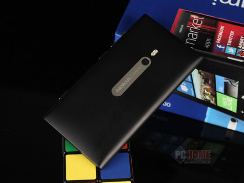 Lumia 800：探索极致摄影与智能体验的完美结合