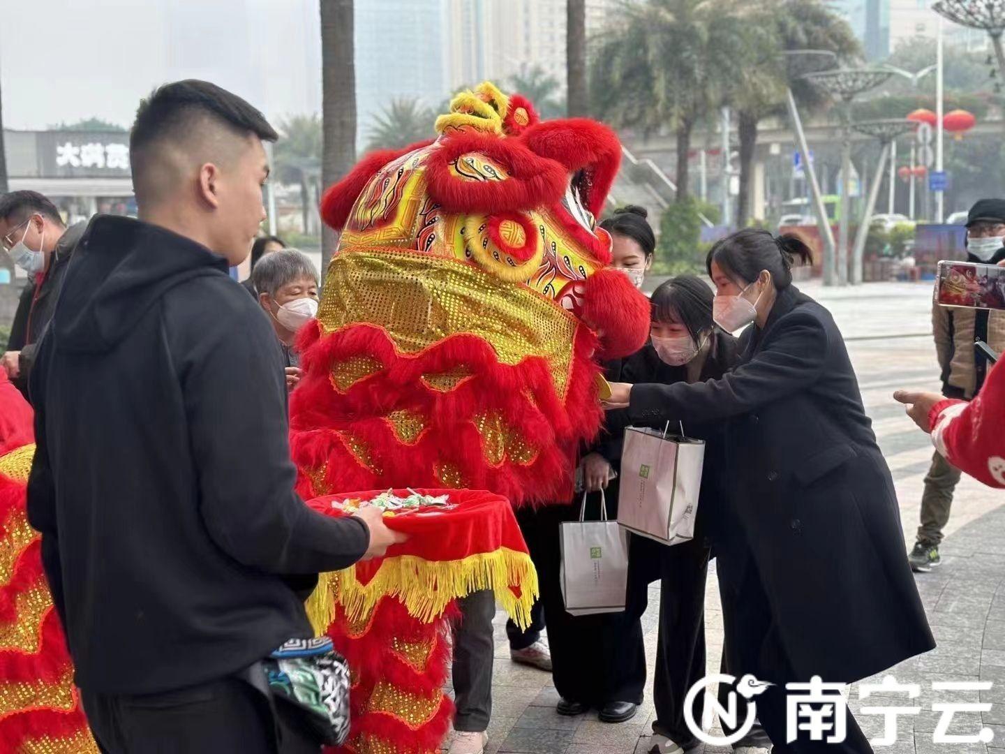 祥瑞百货超市，繁华都市中的购物天堂